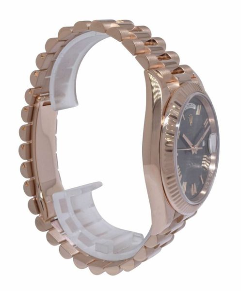 Rolex Day-Date 40 228235